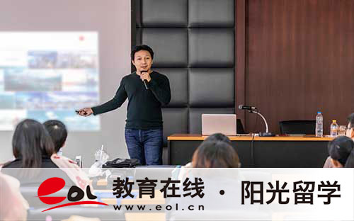 2024英國留學(xué)讀預(yù)科好還是在國內(nèi)學(xué)El課程好
