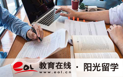澳洲留學(xué)轉(zhuǎn)專(zhuān)業(yè)其實(shí)也不是很難
