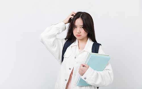 美國留學(xué)預(yù)科班學(xué)費(fèi)多少？美國申請大學(xué)預(yù)科優(yōu)勢是什么？