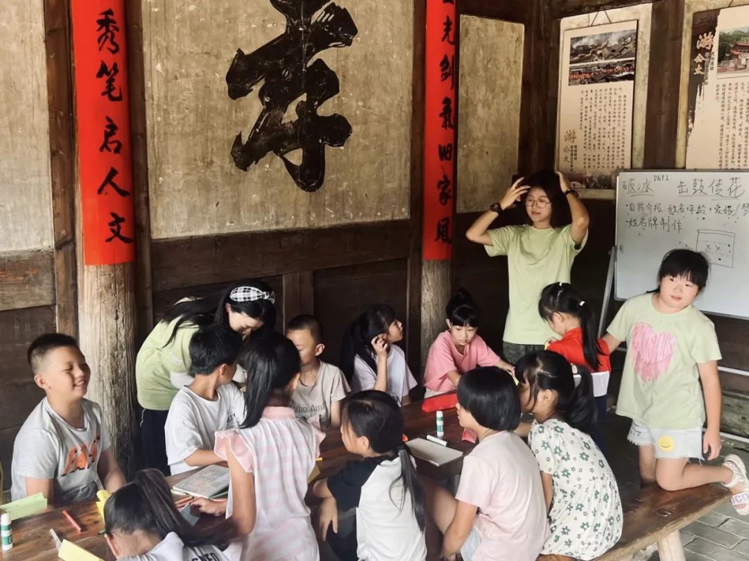 專訪｜狂攬12封世界名校OFFER、18w+獎學(xué)金，轉(zhuǎn)軌成功的她有話說！